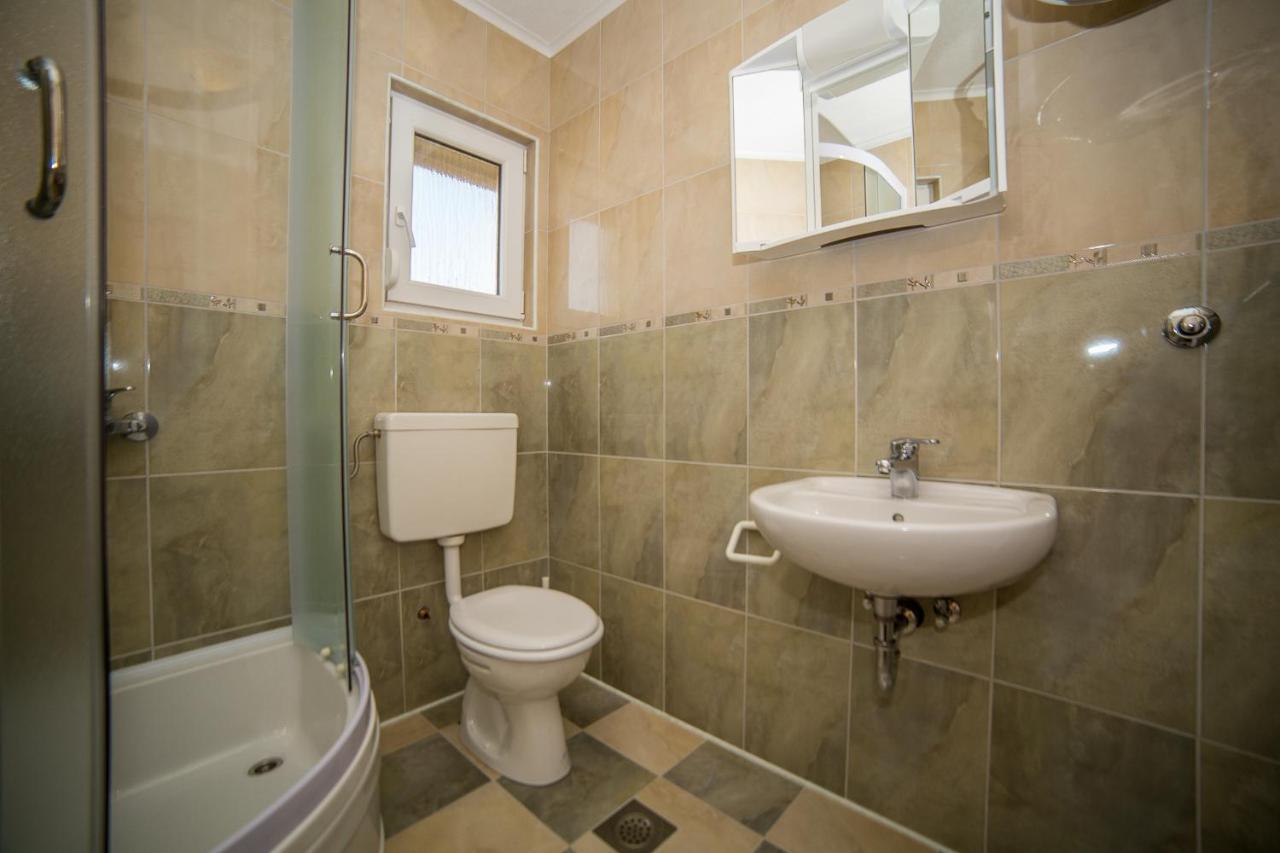 Apartman Bangel Lokva Rogoznica Exteriér fotografie